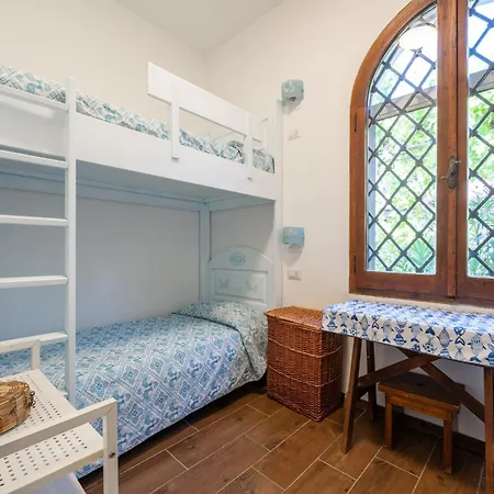 Semesterbostad Casa Degli Gnomi *